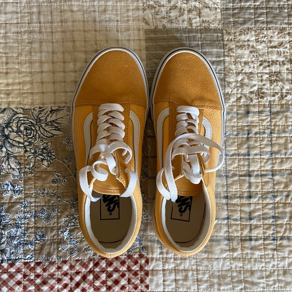 Vans Old Skool Gold Flax Sneakers